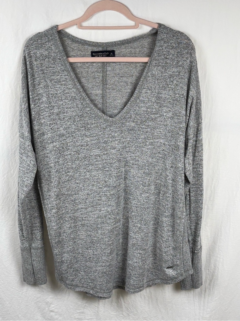 Abercrombie & Fitch Women's Soft A F Cozy XL Grey V-Neck Lightweight Sweater